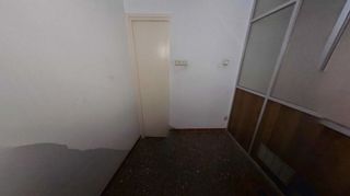 Local comercial en venta en Santa Eulàlia en Hospitalet de Llobregat, L´