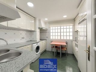 Piso en alquiler en Conde de Ureña - Monte Gibralfaro en Málaga