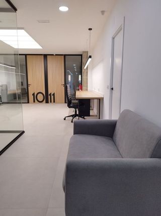 Oficina en alquiler en Riba-roja de Túria