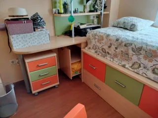 Dormitorio juvenil con cajones