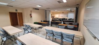 Oficina en alquiler en Carranque - Haza Cuevas en Málaga