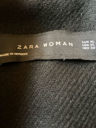 Abrigo Negro Zara Talla XL