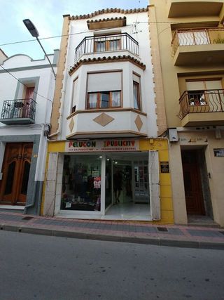 Casa adosada en venta en Teulada Pueblo en Teulada