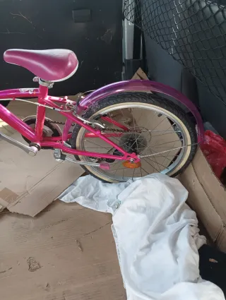 Bicicleta infantil rosa B'Twin