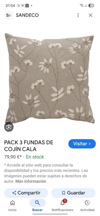 Cojines decorativos beige con flores