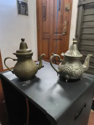 Set di 2 Antiche Teiere