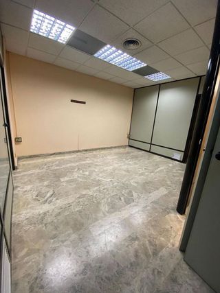 Oficina en venta en La Llum en Valencia
