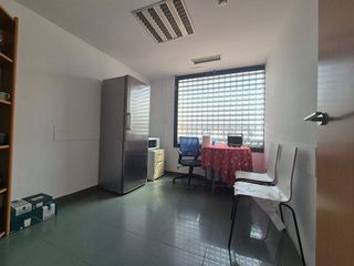 Nave industrial en venta en Ciudad de Asís en Alicante