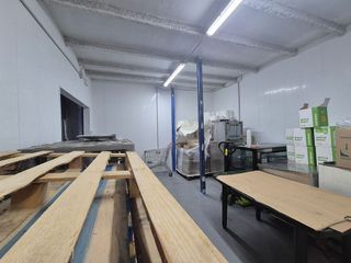 Nave industrial en venta en Ciudad de Asís en Alicante