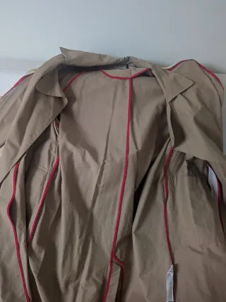 Gabardina mujer. Talla S/M sin estrenar.Zara