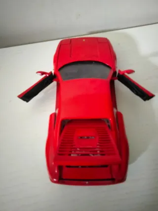 Maisto Ferrari 355 Berlinetta 1/24