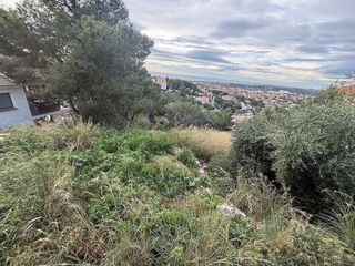 Terreno en venta en Eixample Residencial en Roda de Barà