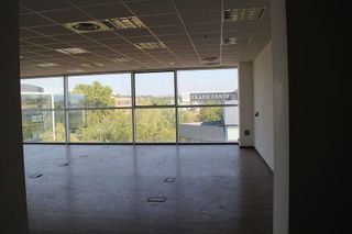 Oficina en alquiler en Coll Favà - Can Magí en Sant Cugat del Vallès