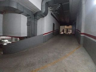 Garaje en venta en Eixample - Sant Oleguer en Sabadell