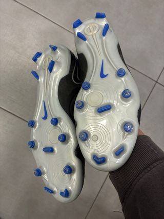 Botas de fútbol Nike Tempo Talla 42.5