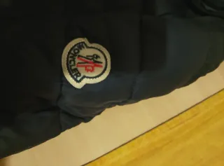 Piumino Moncler nero uomo invernale con cappuccio