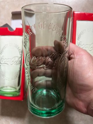 3 Platos lisos y vasos Coca-Cola a estrenar