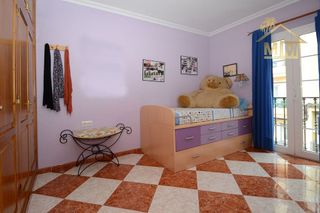 Casa adosada en venta en Castell (Es)