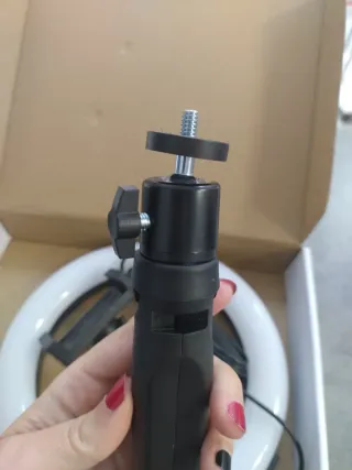 Aro de luz nuevo con trípode y soporte móvil