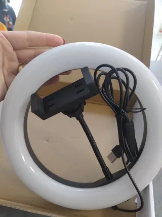 Aro de luz nuevo con trípode y soporte móvil