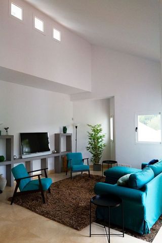 Casa adosada en venta en Istán