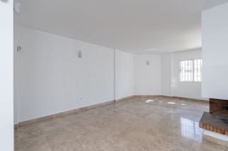 Casa adosada en venta en Los Naranjos - Las Brisas en Marbella