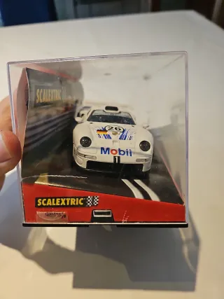 Coche Scalextric Porsche 911 GT1 Le Mans 97
