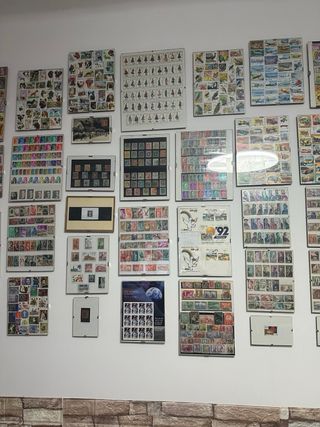 Colección de Cuadros de Sellos