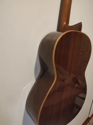 Guitarra Clásica Madera Oscura.suena muy muy bien