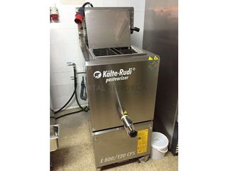 Local comercial en venta en Castell (Es)