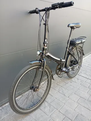 Bicicleta Eléctrica Plegable Negra