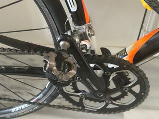 Bicicleta Carretera Vittoria Fusion y rodillo BKOO