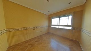 Edificio en venta en Onil