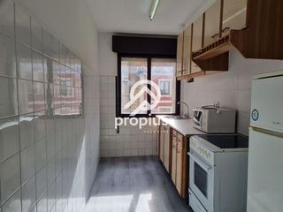 Piso en venta en El Llano en Gijón