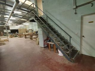 Nave industrial en venta en Cobeña