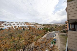 Piso en venta en Bola de Oro - Serrallo en Granada