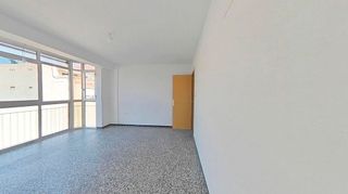 Piso en venta en Benalúa en Alicante