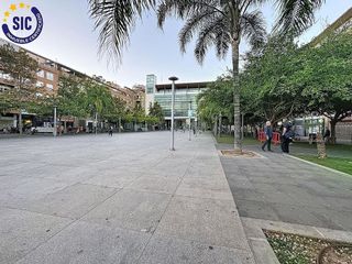 Local comercial en venta en Zona Avenida al Vedat en Torrent