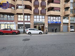 Local comercial en venta en Zona Avenida al Vedat en Torrent