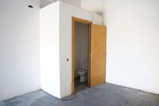 Local comercial en venta en Deltebre