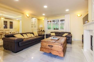 Chalet en alquiler en Nueva Andalucía centro en Marbella