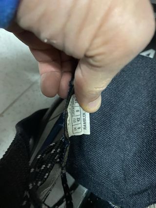 Patines Rollerblade con bolsa, talla 42.