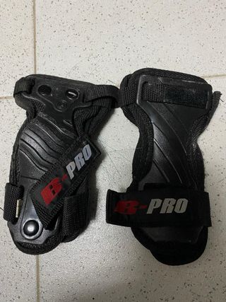 Patines Rollerblade con bolsa, talla 42.