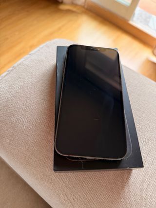 iPhone 12 Pro Space Gray + protector pantalla