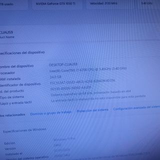 Torre PC Gigabyte Blanca y Morada