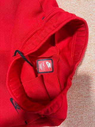 Conjunto Nike Tech Fleece Rojo