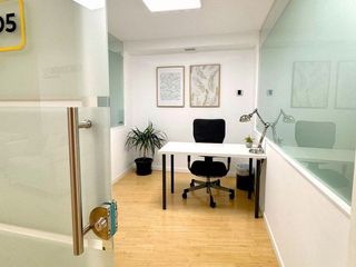 Oficina en alquiler en Ensanche - Diputación en Alicante