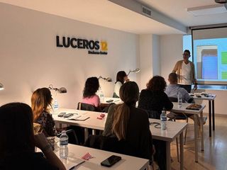 Oficina en alquiler en Ensanche - Diputación en Alicante