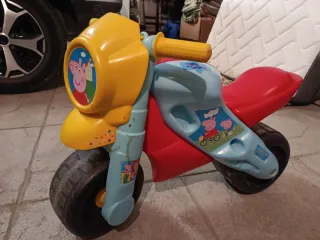 Moto correpasillos Peppa Pig