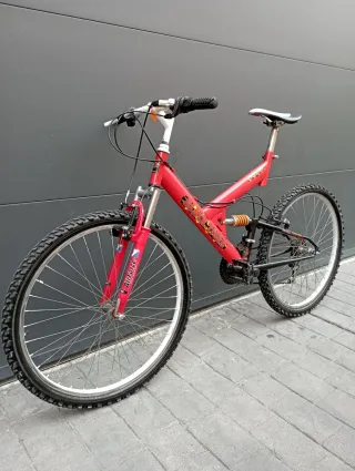 Bicicleta Montaña Roja Doble Suspensión